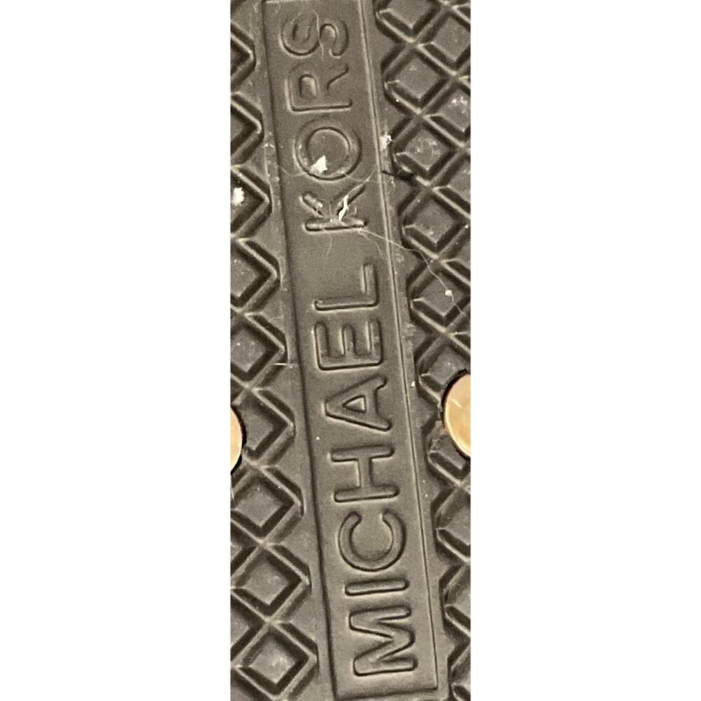 NWOT Michael Kors Women's Signature MK LOGO Flip Flop Sandals Size 6M - Picture 4 of 6